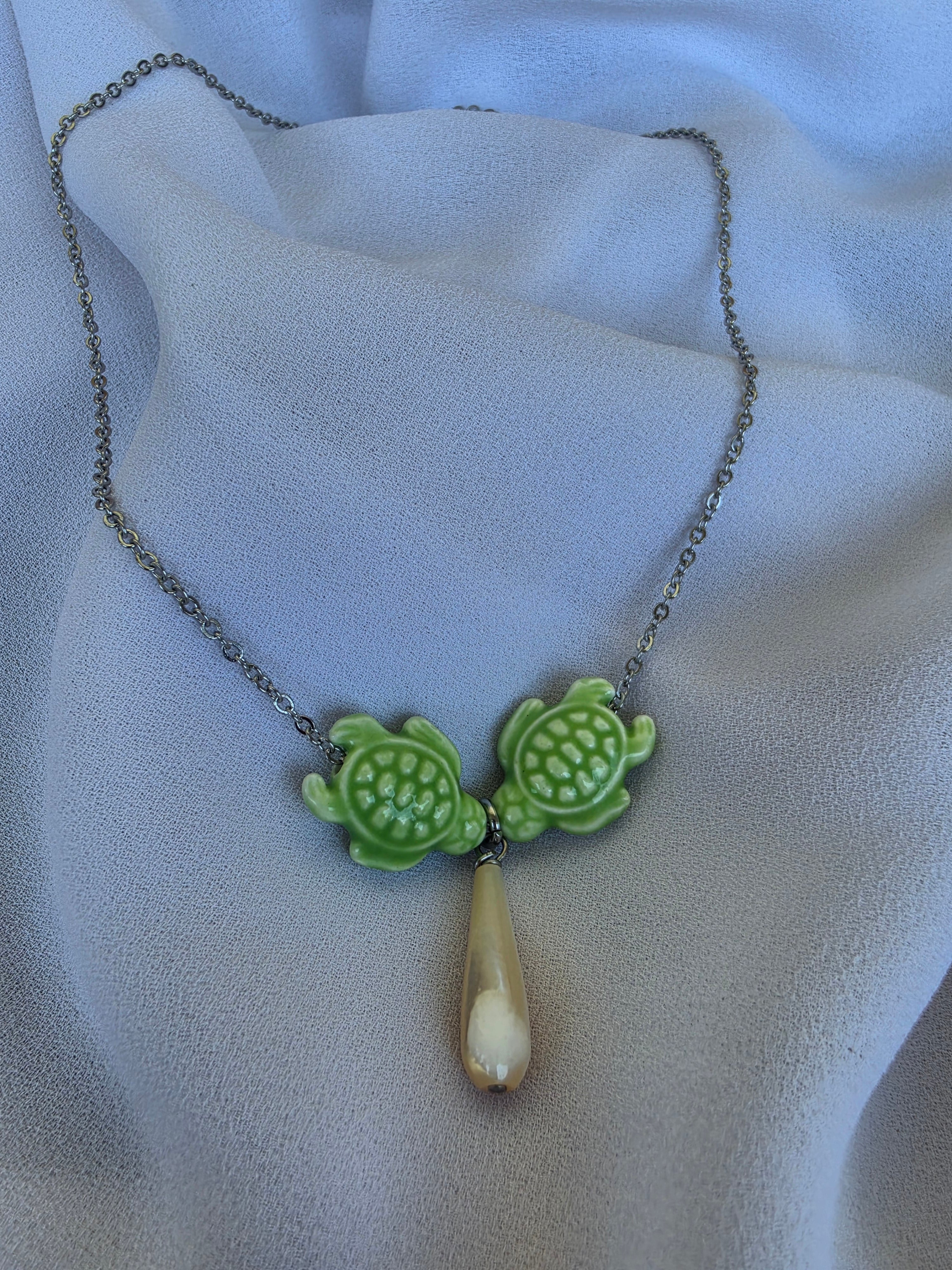Collana choker "Turtle"