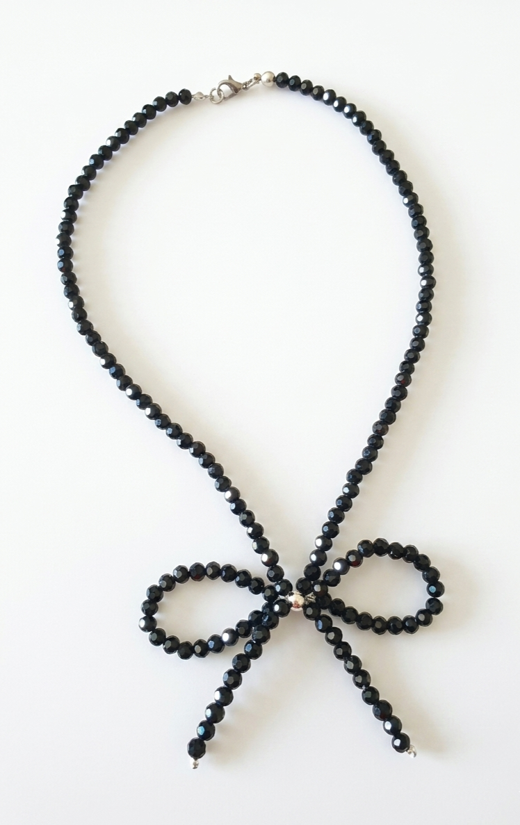 Collana "Fiocchetto"