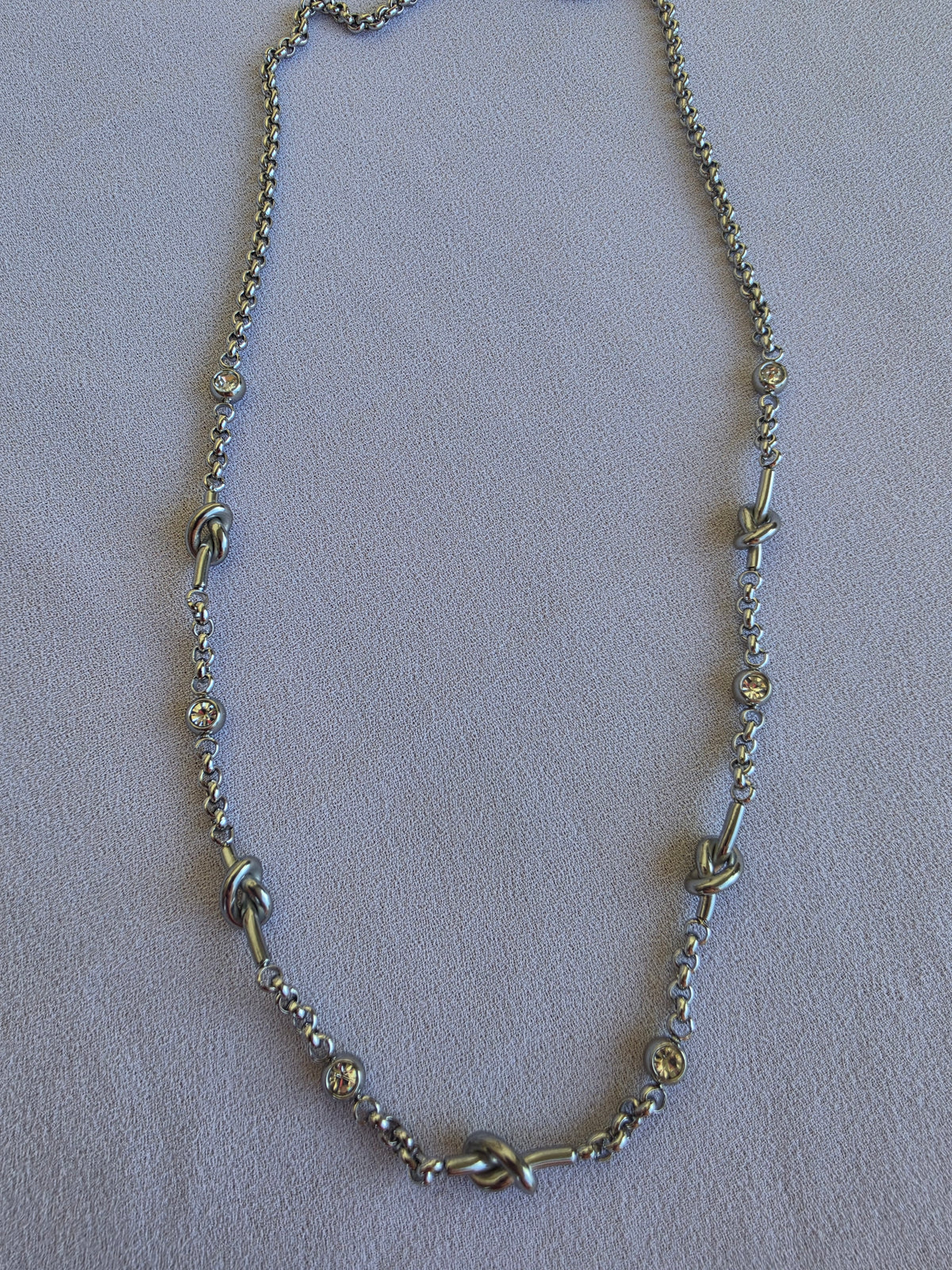 Collana "Nodo luminoso"